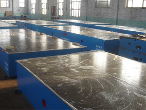 鑄鐵平臺在生產(chǎn)線上的應用